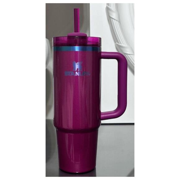LIMITED EDITION STANLEY QUENCHER FLOWSTATE 40 OZ TUMBLER BERRY TRUFFLE - Picture 1 of 6